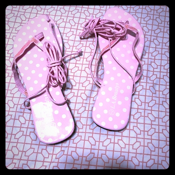 Pink flip flops - Picture 2 of 3